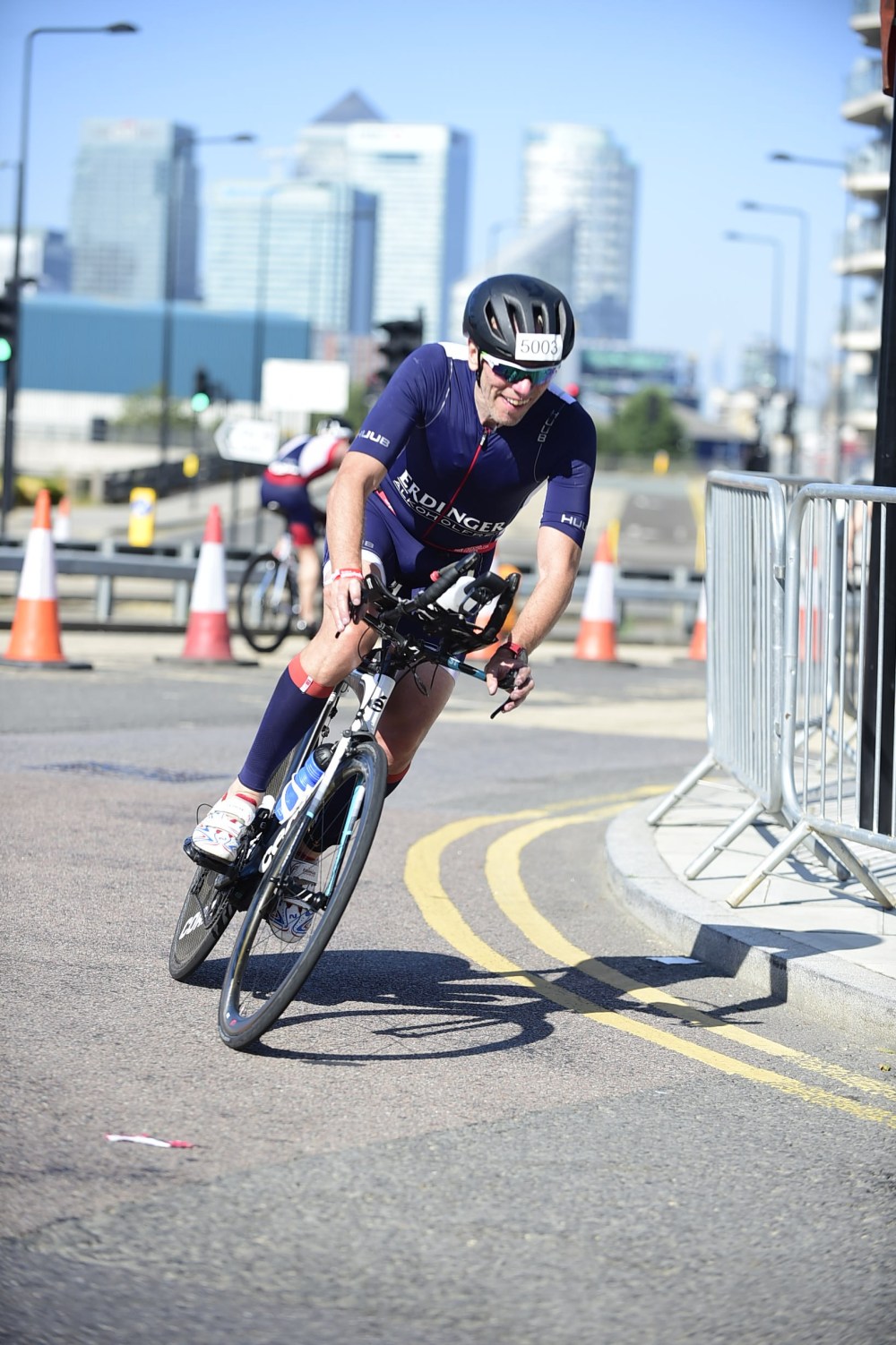 london tri cornering